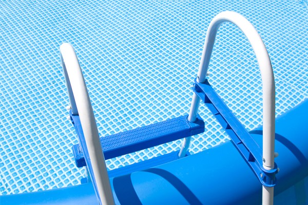 5 Reasons to Consider an Above Ground Pool